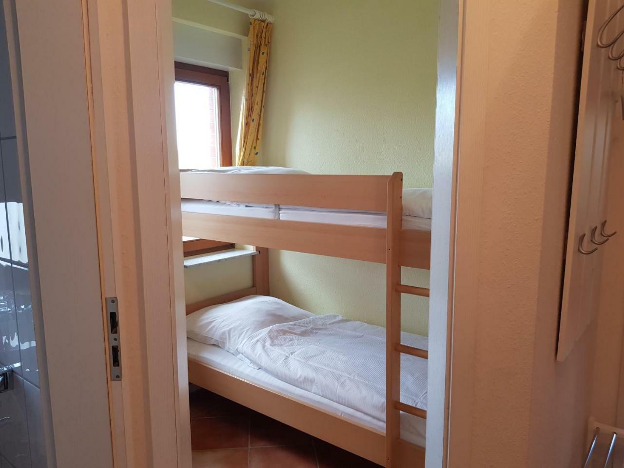 Seedorf  Ferienwohnung 4 Im Haus Am See Mit Wintergarten Und Terrasse חדר תמונה